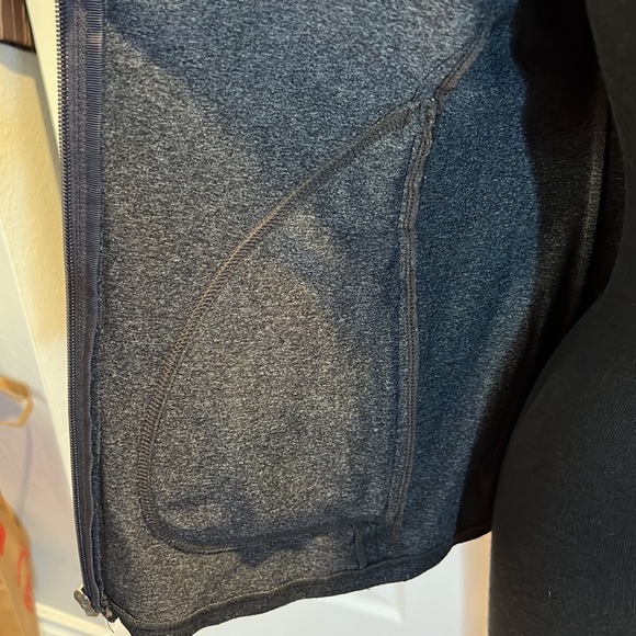 Gap fit sport jacket size M - Picture 5 of 7